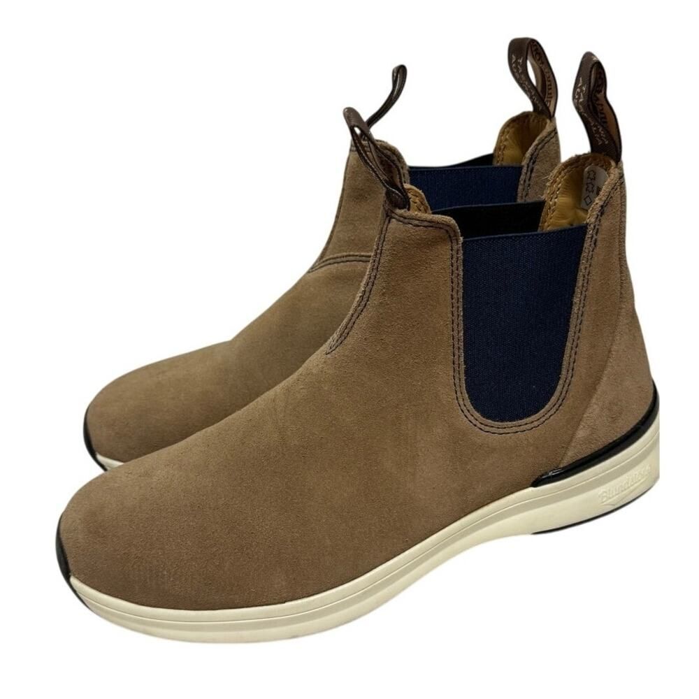 Blundstone Brown Suede Chelsea Boots with Navy Elastic